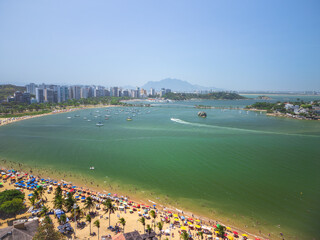 Curva da Jurema lotada no verão - Vitória, Espírito Santo, Brasil.