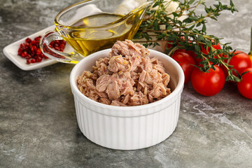 Canned tuna fillet for salad