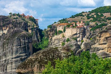 Fototapeta na wymiar view of Varlam monastery, Meteora, Greece