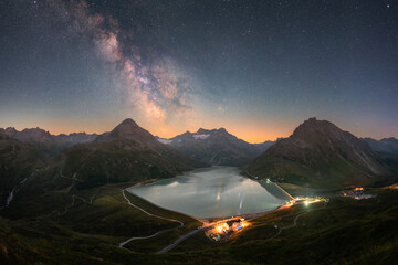 Milchstraße über dem Silvretta-Stausee, Bielerhöhe