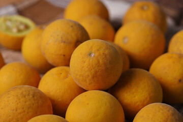 Poncirus trifoliata - trifoliate orange