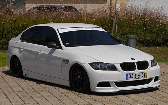 Tuned BMW series 3 - E 90