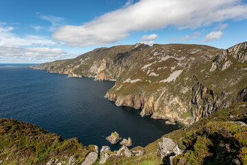 Fototapeta na wymiar Scenic view of the impressive sea cliffs of Slieve League, County Donegal, Ireland