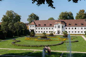 Fototapeta na wymiar Beautiful green park in the city of Kempten in Germany