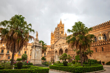 Fototapeta na wymiar Cityscape image of the famous Palermo Cathedral in Palermo, Italy