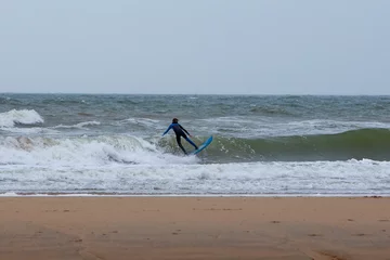 Stoff pro Meter the beach in Scheveningen with surfers © JH creative