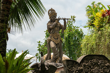 statua bali dio