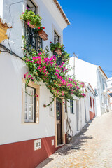 Silves city centre with historical buildings and houses - 684311230