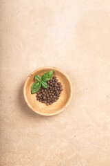 Sweet peas in a wooden bowl