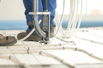 installing the floor heating, modernization to save energy