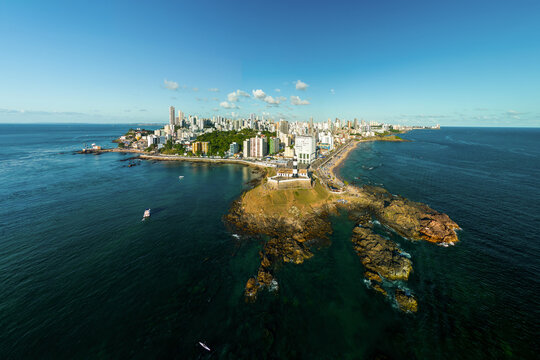 Vista A&eacute;rea do Farol da Barra no munic&iacute;pio de Salvador, Bahia, Brasil