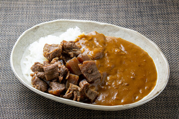 牛すじ煮込みカレーライス。
