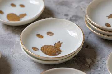 花器　お猪口　徳利　食器　陶器　磁器　ヴィンテージ　骨董　花生　一輪挿し　壺　焼物　白磁　青磁
器　和物　花瓶　酒　料理　ガラス　豆皿　なます　鉢　色絵　伝統　デザイン　染付　久谷　香炉