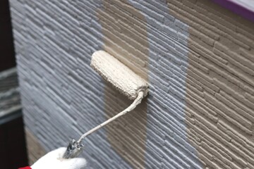 外壁塗装で迷ったらダークグレー|高知市「ペイント工房 和」が教える上品で長持ちする外観づくり
