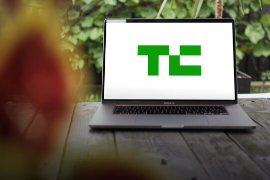Techcrunch logo, American global online newspaper focusing on high tech and startup companies, displayed on MacBook Pro screen