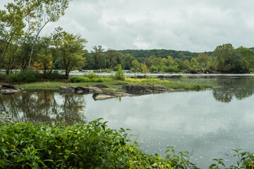 Fototapeta na wymiar Potomac River near Washington, D.C., on a cloudy day.