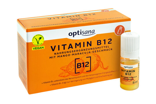Optisana Vitamin B12 Ampullen 10 Stück Mango-Maracuja vegan  Nahrungsergänzungsmittel und Hintergrund transparent PNG cut out