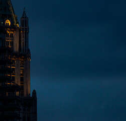 Obraz premium City building at night 