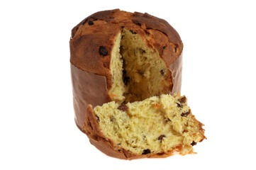 Panettone tranché en gros plan sur fond blanc