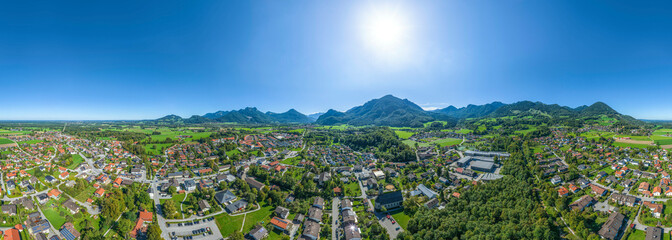 Die Region Brannenburg im oberbayerischen Inntal von oben, 360 Grad Rundblick