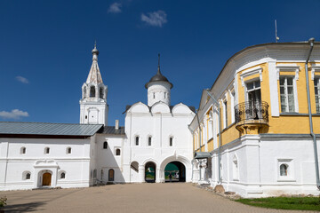 Fototapeta na wymiar Spaso-Prilutsky orthodox monastery in Vologda. Russia