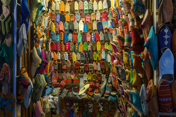 Morocco. Marrakesh. Slippers shop in the souks - obrazy, fototapety, plakaty