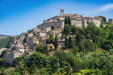 Fototapeta na wymiar View of Labro, historic village in Rieti province
