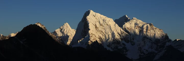 Printed roller blinds Ama Dablam Snow covered, bright lit peaks of Ama Dablam, Cholatse, Taboche and Tobuche.