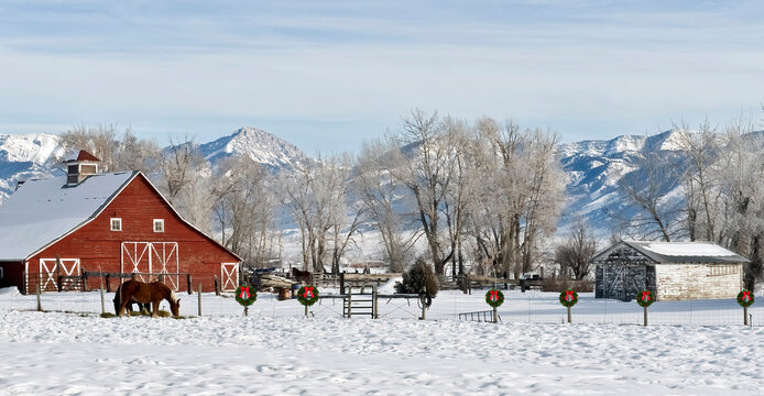 Quaint Ranch Christmas Ranch Images – Browse 55,082 Stock Photos, Vectors, and Video ...