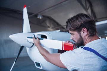 Mechanic and aircraft