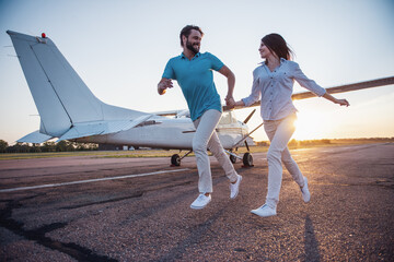 Couple and aircraft