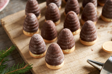 Preparation of beehives or wasp nests - Czech unbaked Christmas cookies