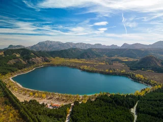 Crédence de cuisine  lake in the mountains  © Mehmet