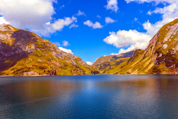 Der Spullersee in Dalaas/Vorarlberg (Österreich)