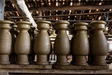 Fototapeta na wymiar Ceramic vases for sale in Maragogipinho in the city of Aratuipe, Bahia.