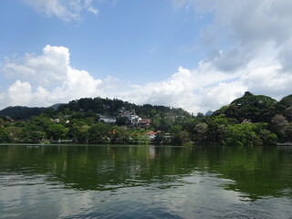 キャンディ湖　スリランカ