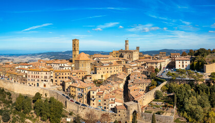Tuscany, Volterra town skyline, church and panorama view. Maremma, Italy, Europe. Panoramic view of Volterra, medieval Tuscan town with old houses, towers and churches, Tuscany, Italy. - 684938090