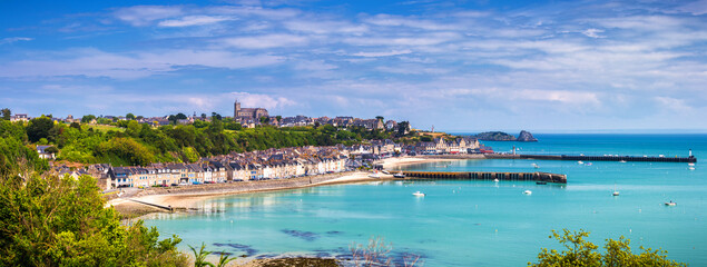 Cancale view, city in north of France known for oyster farming, Brittany. - obrazy, fototapety, plakaty