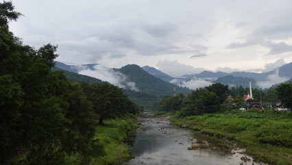Fototapeta premium タイで1番空気が綺麗な村・キリウォン村 ナコンシータマラート・タイ หมู่บ้านคีรีวง Kiriwong Village, Nakhon Si Thammarat