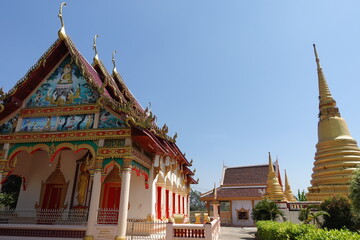 Naklejka premium Wat Boatmuang, Chanthaburi Thailand ワット ボート ムアン チャンタブリー・タイ วัดโบสถ์เมือง