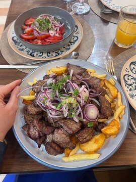 Uzbek national meat dish - beef jiz