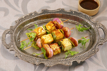 Tandoori Paneer Tikka or Paneer Soola With Chutney