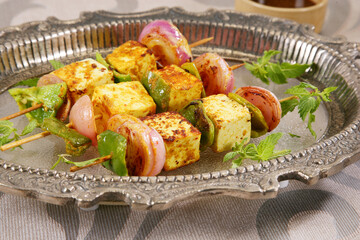 Tandoori Paneer Tikka or Paneer Soola With Chutney