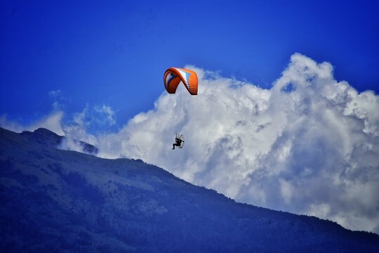 Paragliding is one of the extreme sports of Indonesian society which takes off from the peak of Mount Telomoyo or Mount Gajah in Central Java