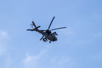 AH-64 아파치 공격헬기의 공중기동 에어쇼