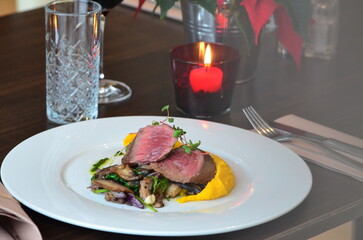 Beef tenderloin with mashed potatoes and Herbs