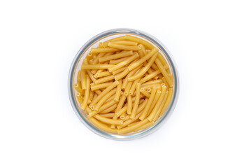 Macaronis, Pâtes crues dans bocal en verre, Pâtes avec fond blanc