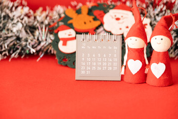 カレンダーとクリスマスをイメージした雑貨