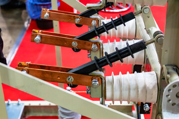 High-voltage equipment for power transmission lines. Vacuum switch recloser