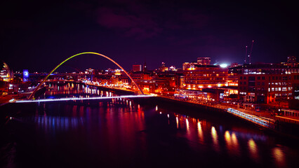 Fototapeta na wymiar Scenic aerial photo of the bridge in Newcastle upon Tyne